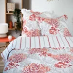 Cuvertură matlasată Quiberon 260X240 cm, 2 fețe de pernă 65X65 cm, culoare Coral, 100% poliester